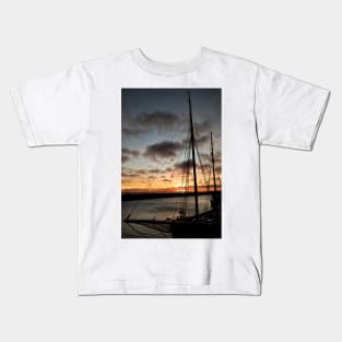 November sunrise Kids T-Shirt